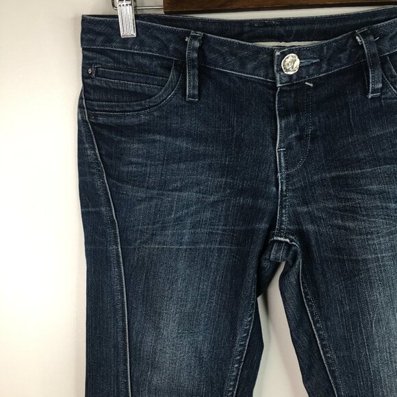 Levi’s Lady Style Cropped Jeans - Picture 3 of 11